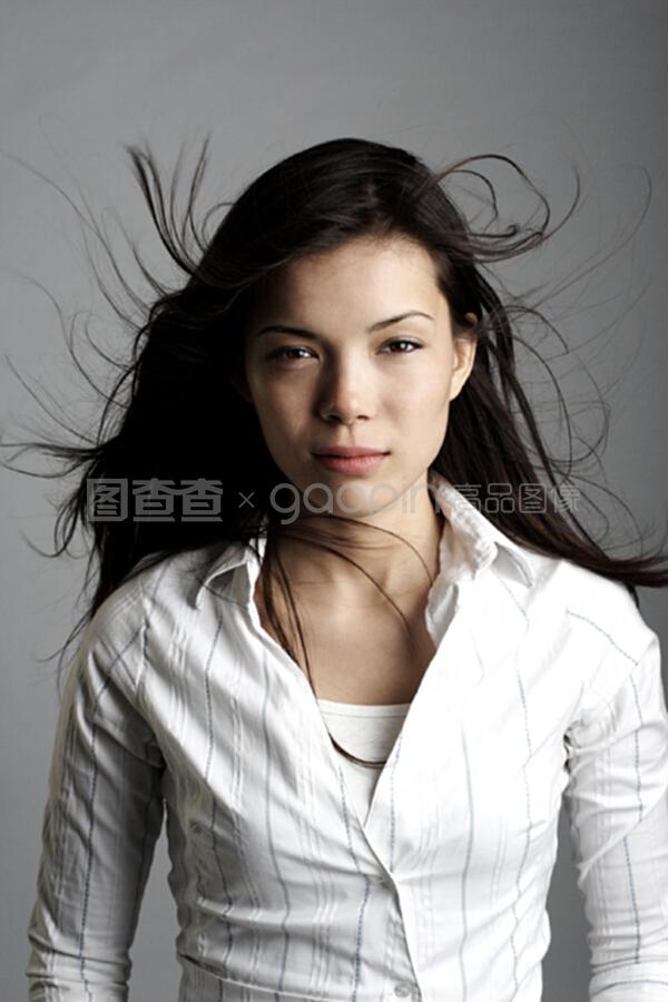 128间房主播跳舞 午夜场